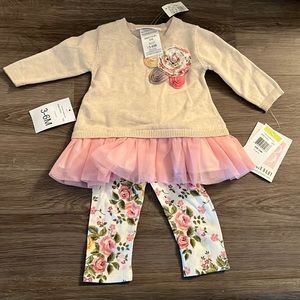 NWT 💗💗 3-6month baby girl floral outfit